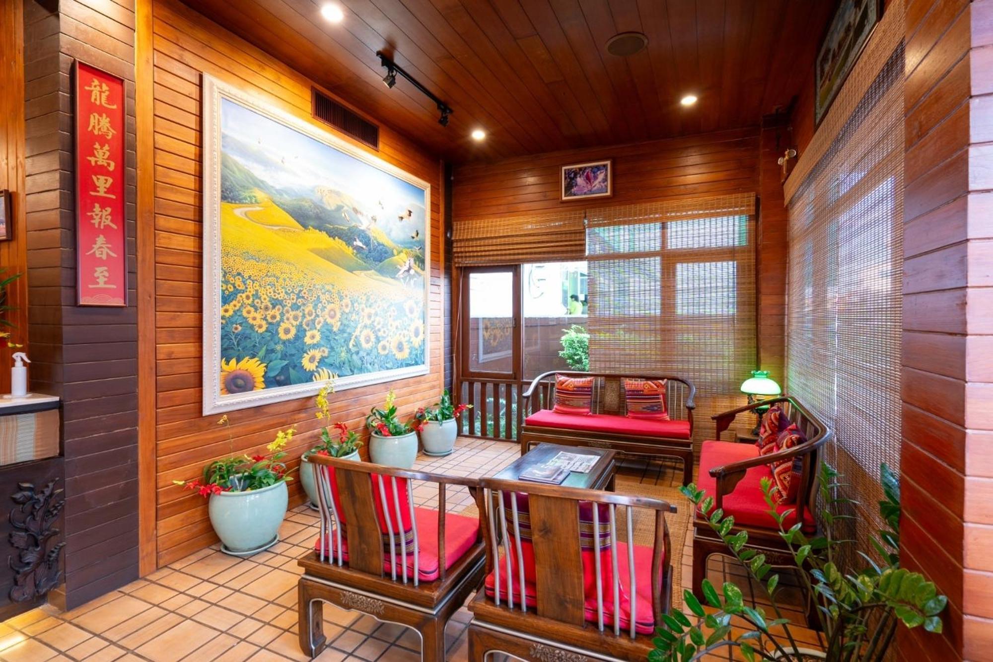 Pukha Nanfa Hotel Luaran gambar