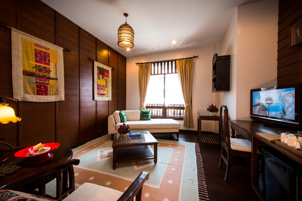 Pukha Nanfa Hotel Luaran gambar